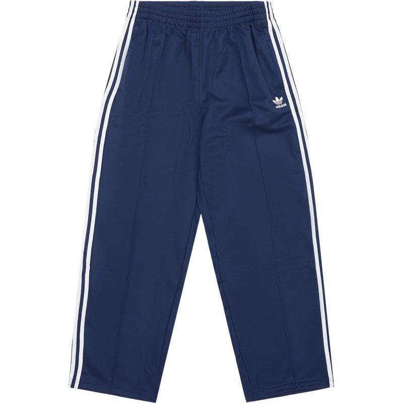 Adidas Originals Baggy Trackpants i Navy - Cool og Sporty Stil