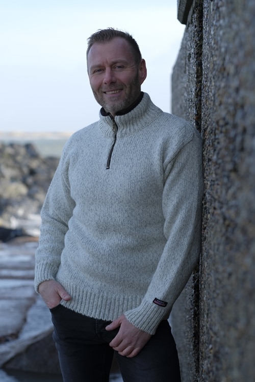 Norsk Striktrøje med Kort Lynlås fra Wool Of Scandinavia